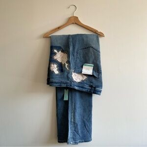 NWT Pilcro for Anthropologie | High Rise Rose-Patch Bootcut Jeans | 22W Plus